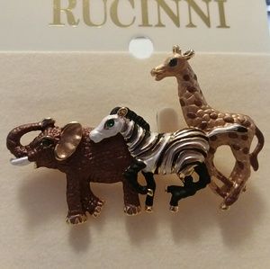 Animal pin